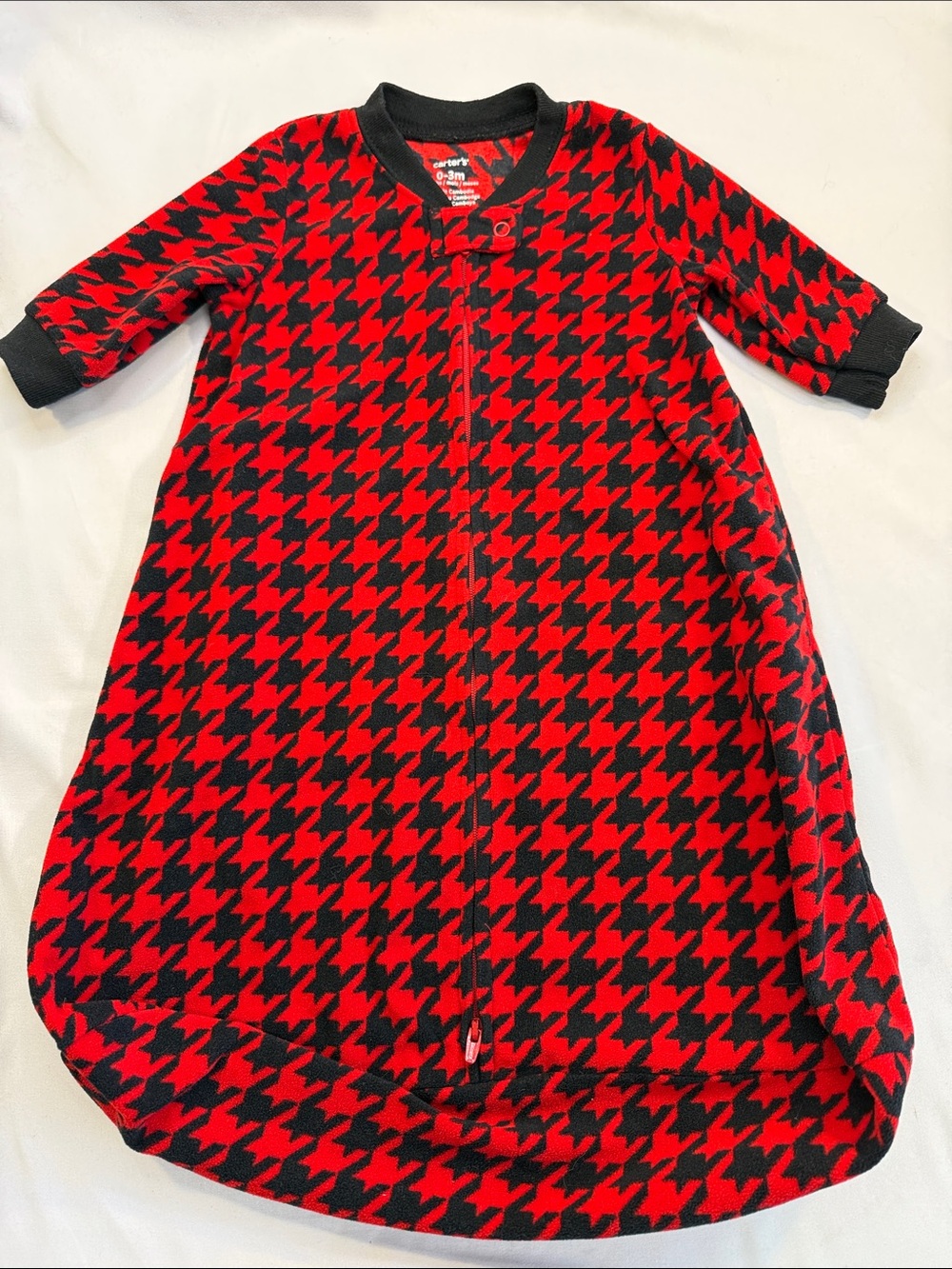 Carter's - NWOT wearable fleece blanket sleep sack. Size 0-3 months